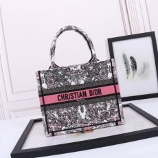 Dior Shopping Bags